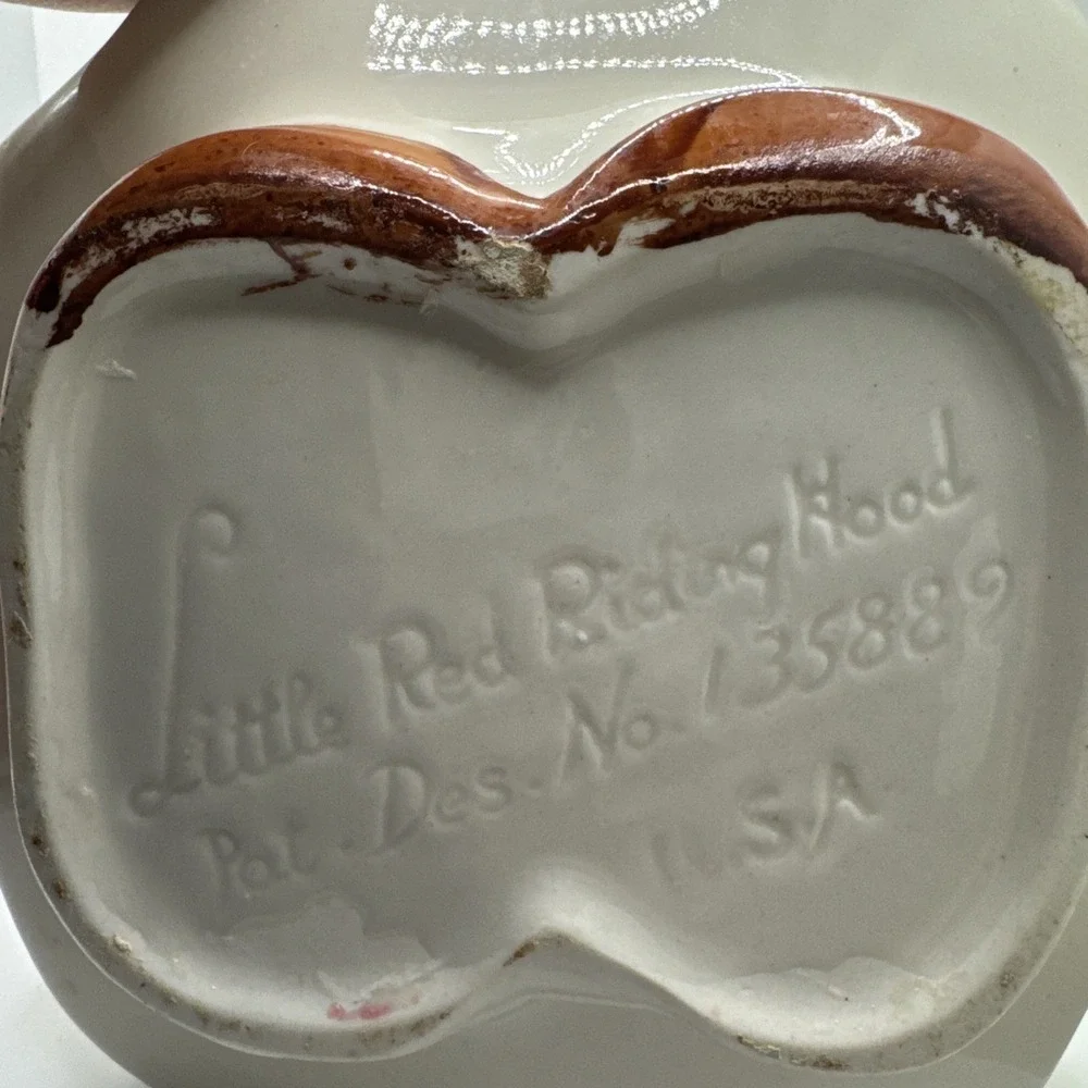 Vintage Hull Little Red Riding Hood Cookie Jar 1940's Pat.‎ Des. No. 135889 USA